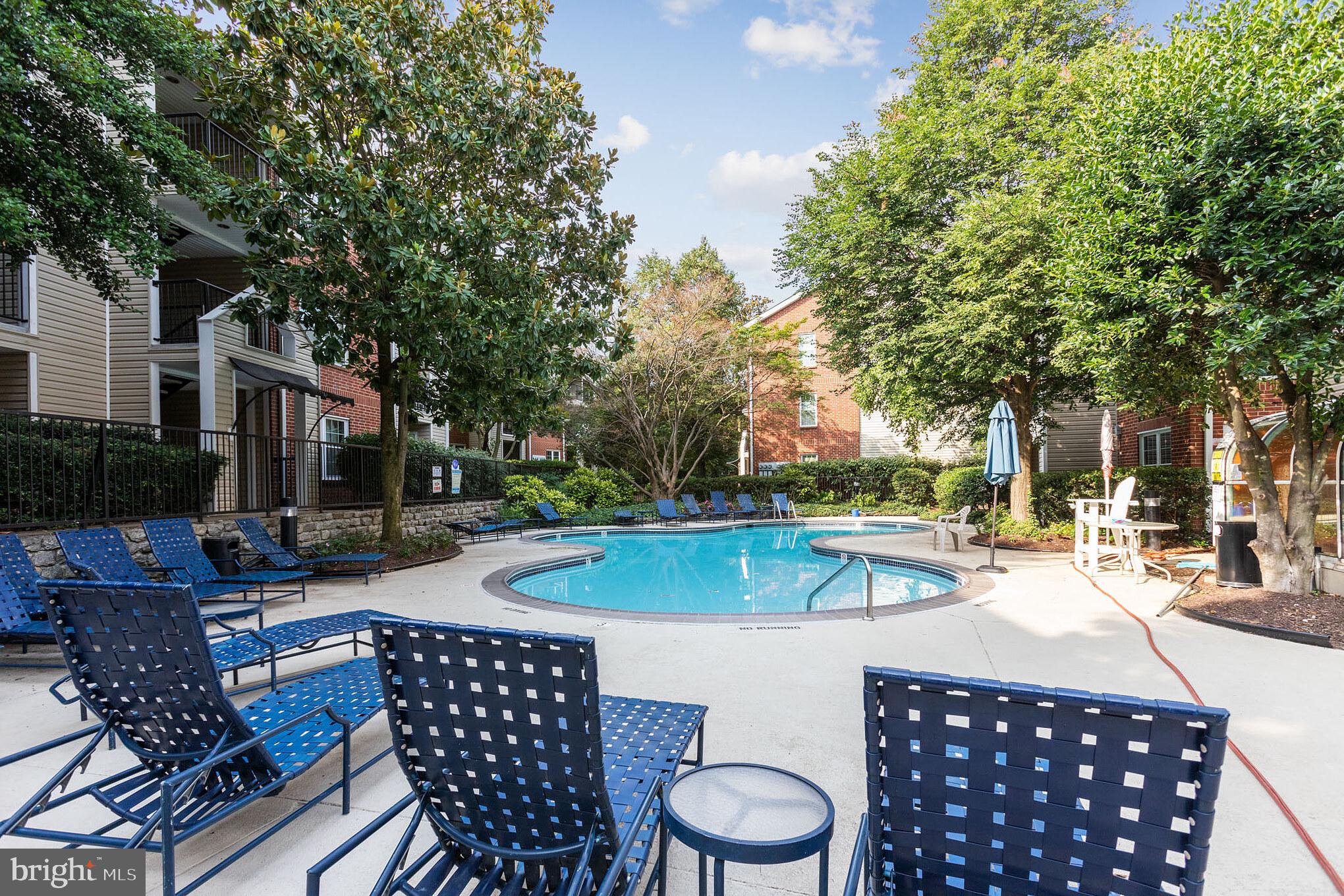 POINTE AT PARK CENTER - Residential Lease