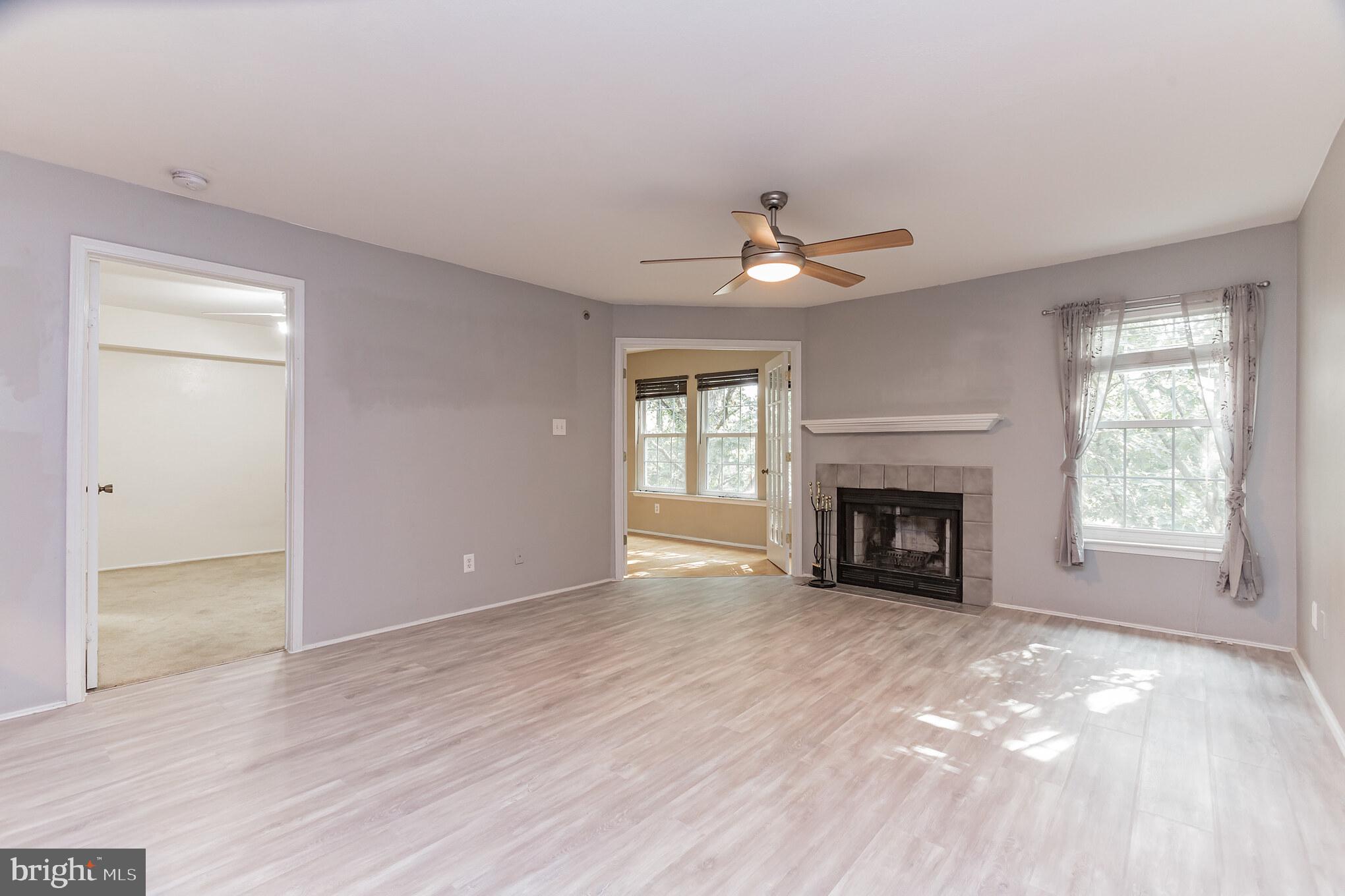 POINTE AT PARK CENTER - Residential Lease