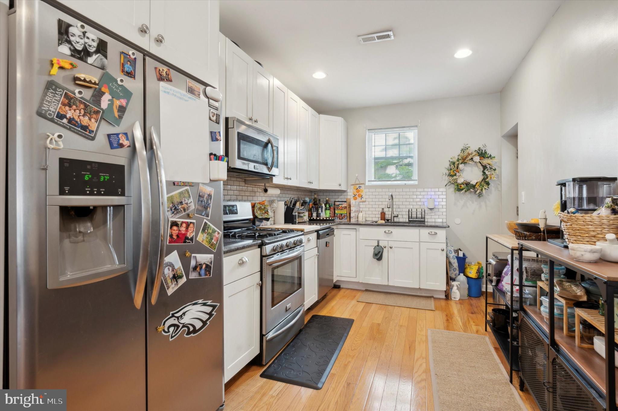 POINT BREEZE - Residential