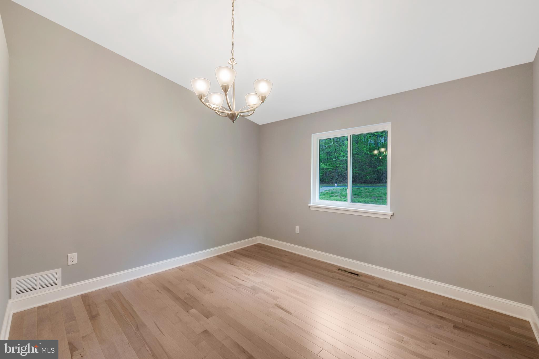 HARDESTY ESTATES - Residential