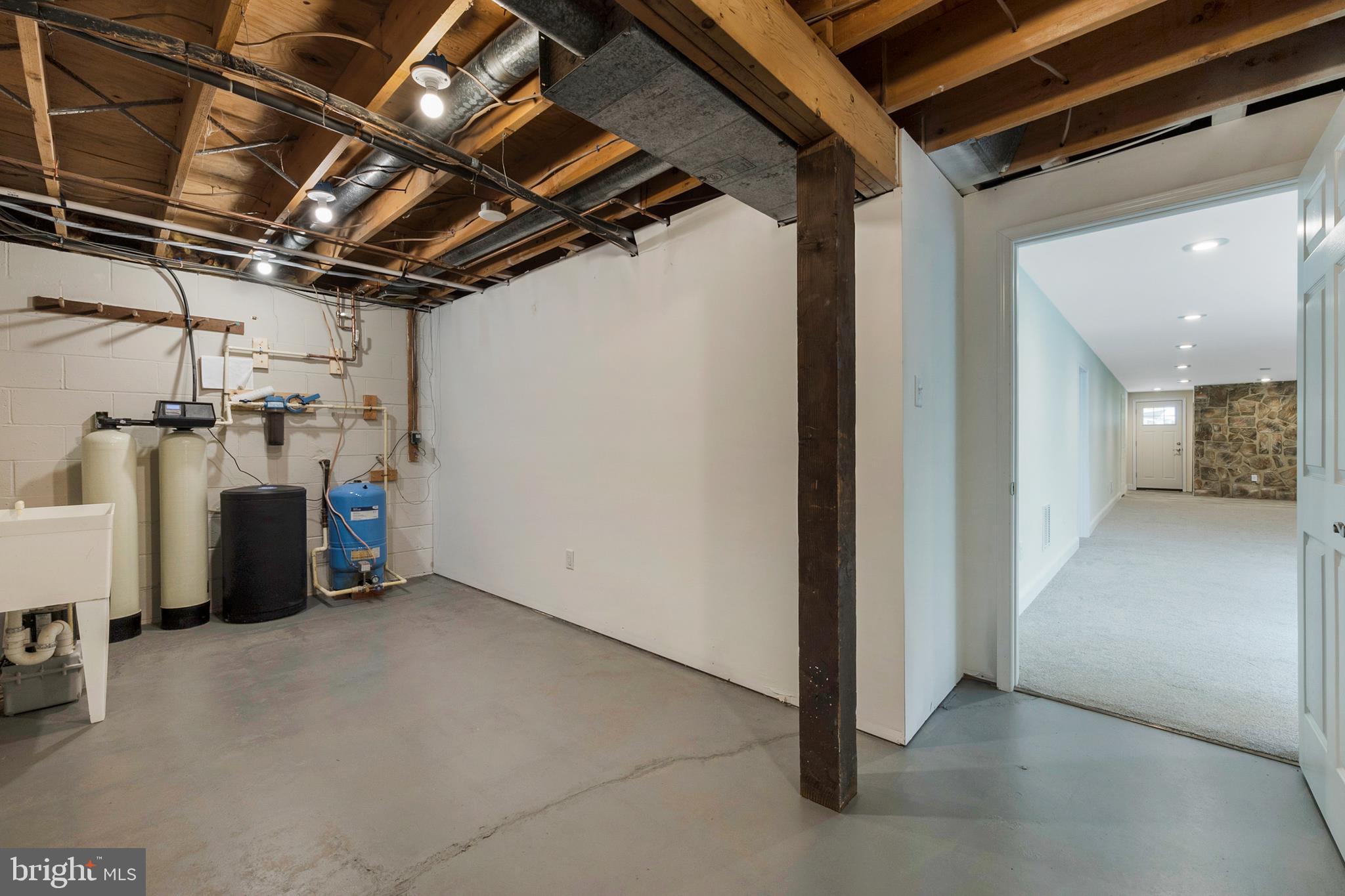 HARDESTY ESTATES - Residential