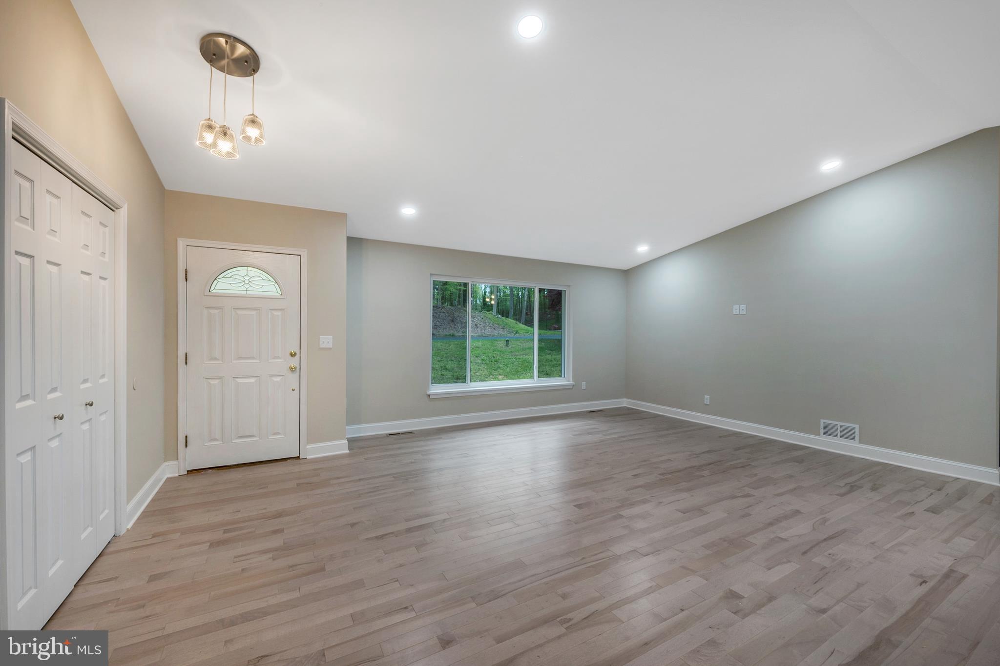 HARDESTY ESTATES - Residential