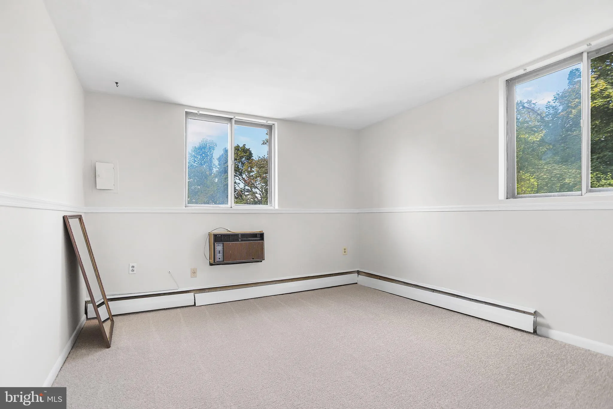 Glenolden, Pennsylvania 19036, United States, 1 Bedroom Bedrooms, ,1 BathroomBathrooms,Residential,Active,244317