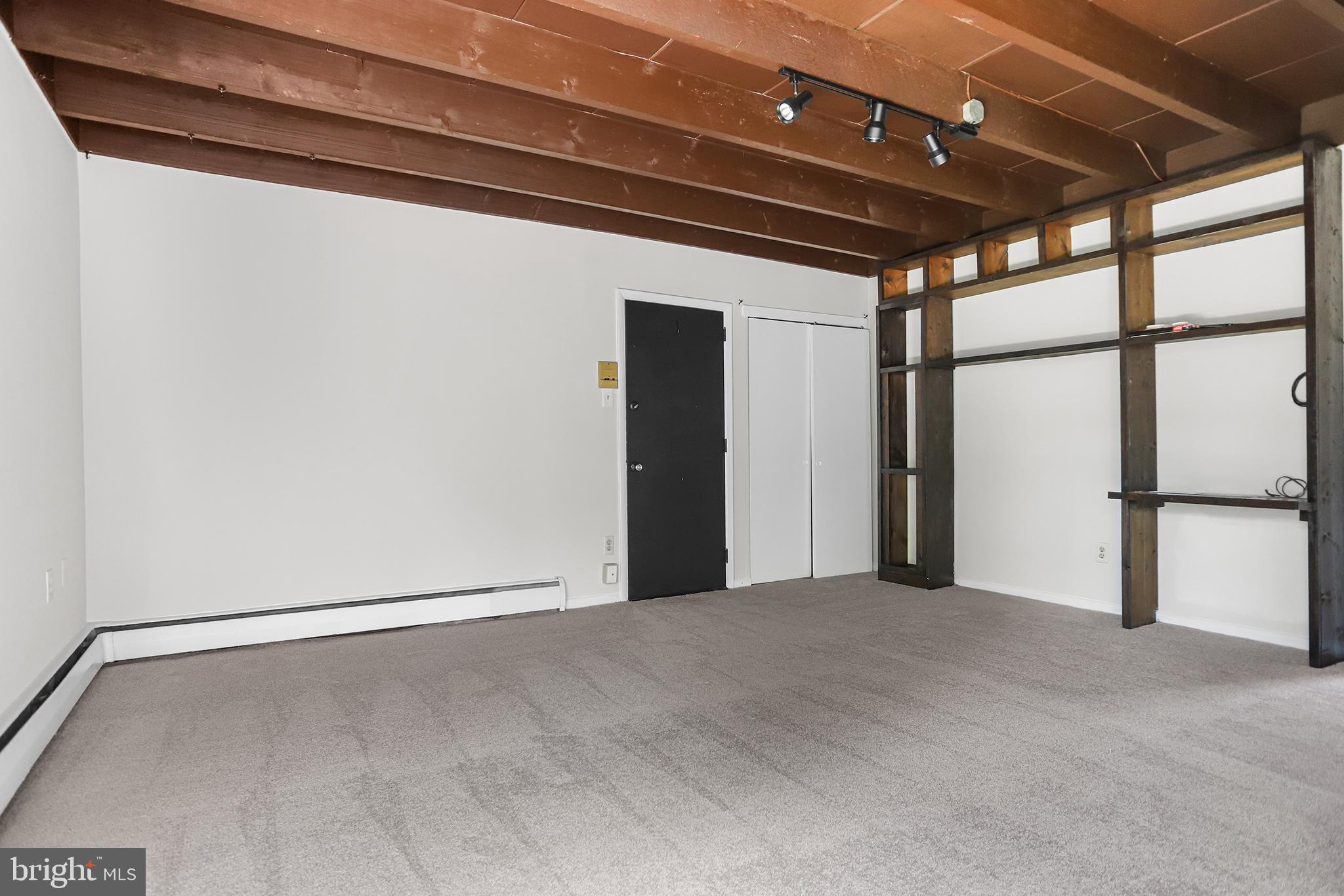 CONTEMPORARY VLG - Residential