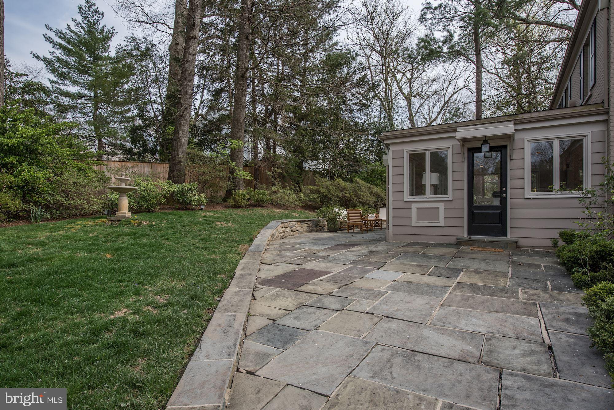 KENWOOD - Residential