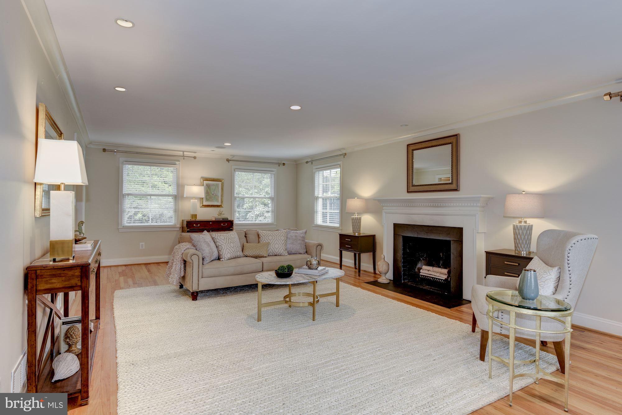 KENWOOD - Residential