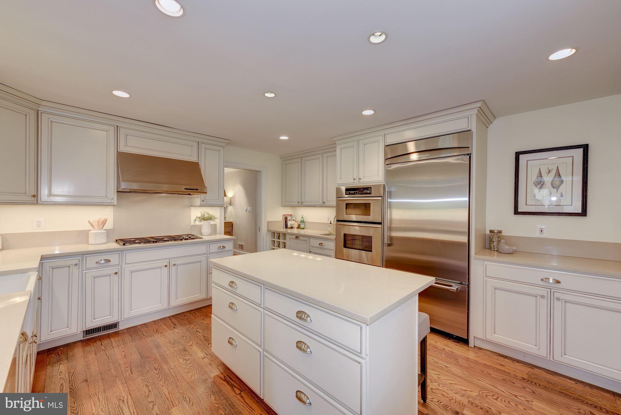 KENWOOD - Residential