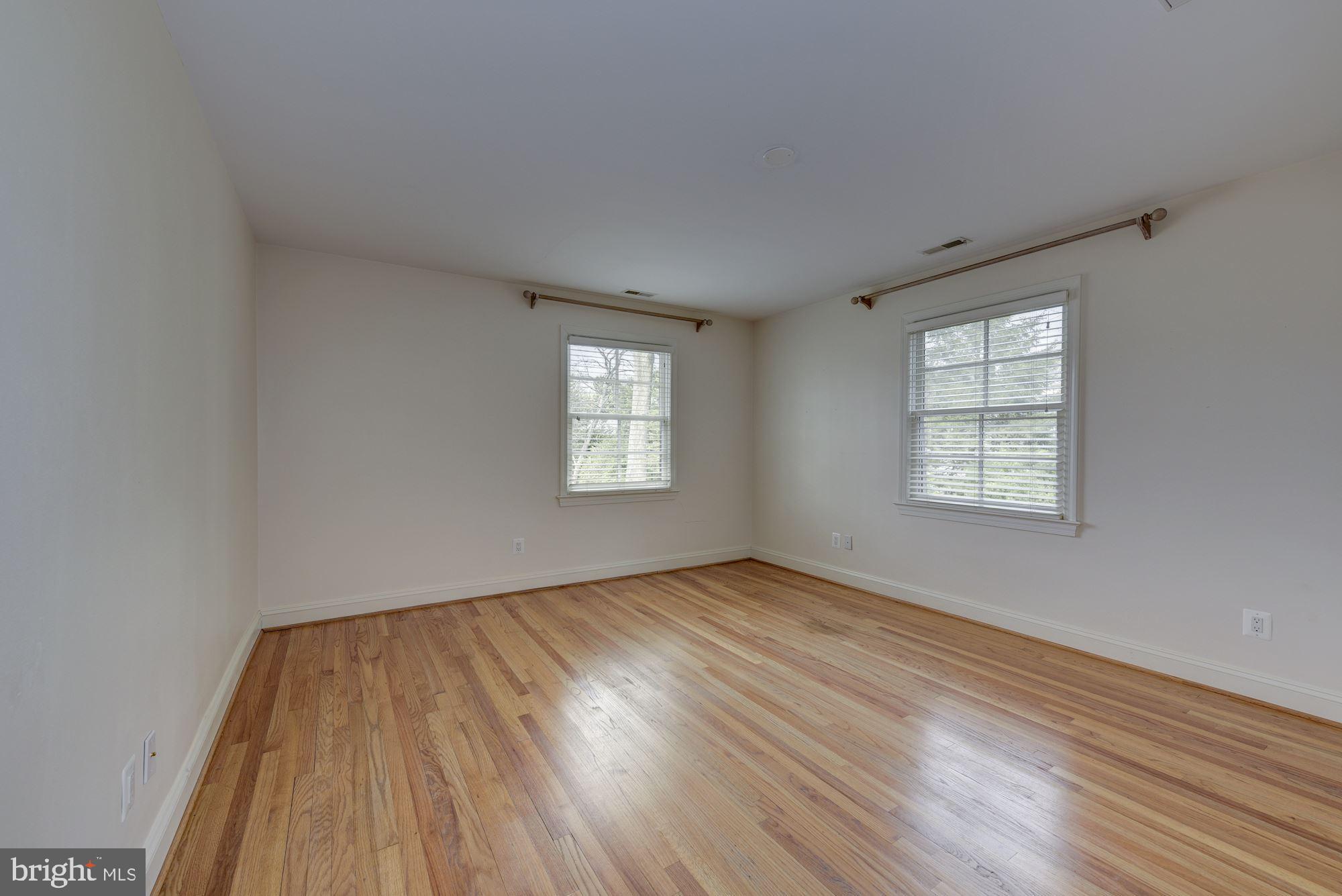 KENWOOD - Residential