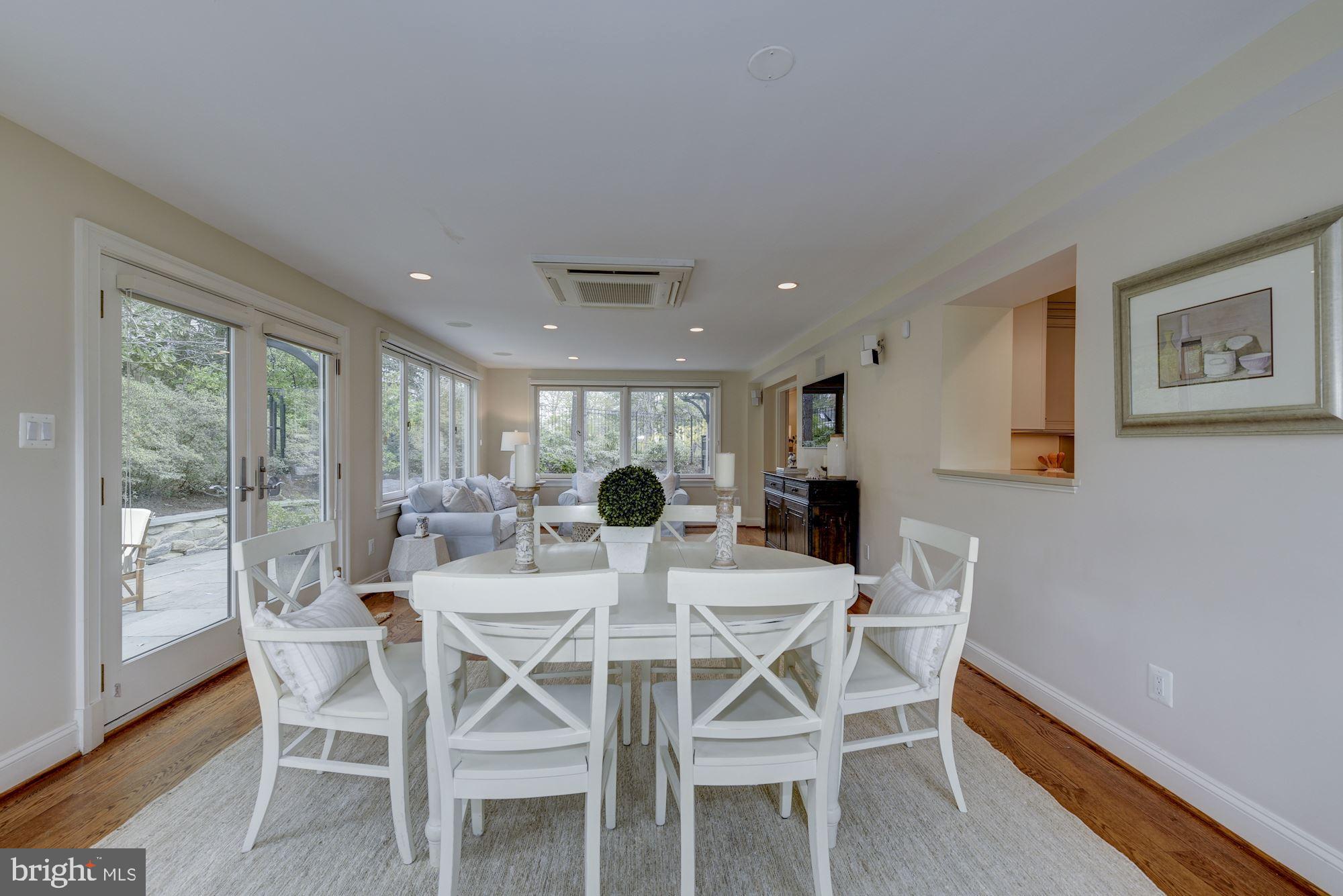 KENWOOD - Residential