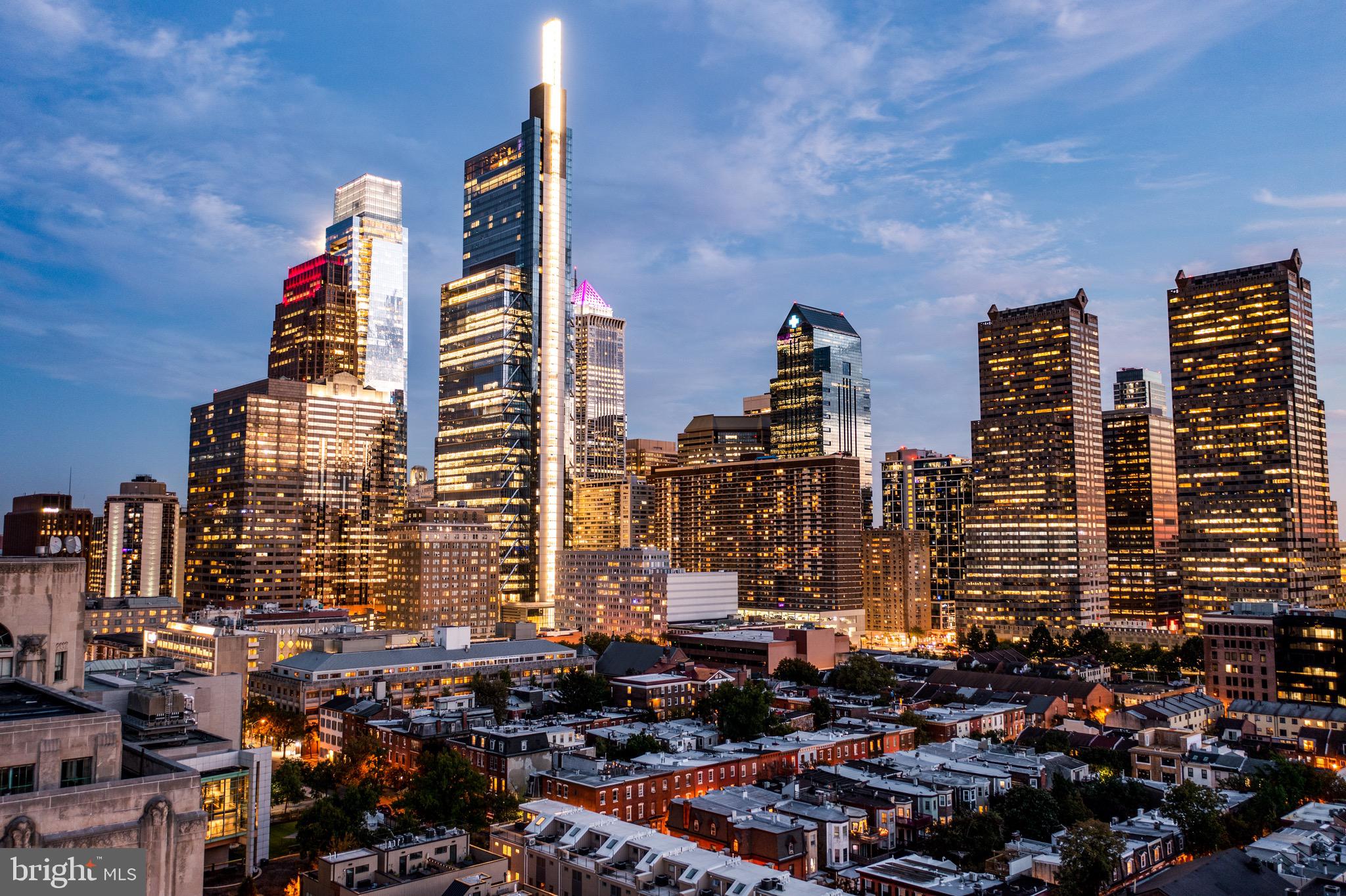 LOGAN SQUARE - Residential