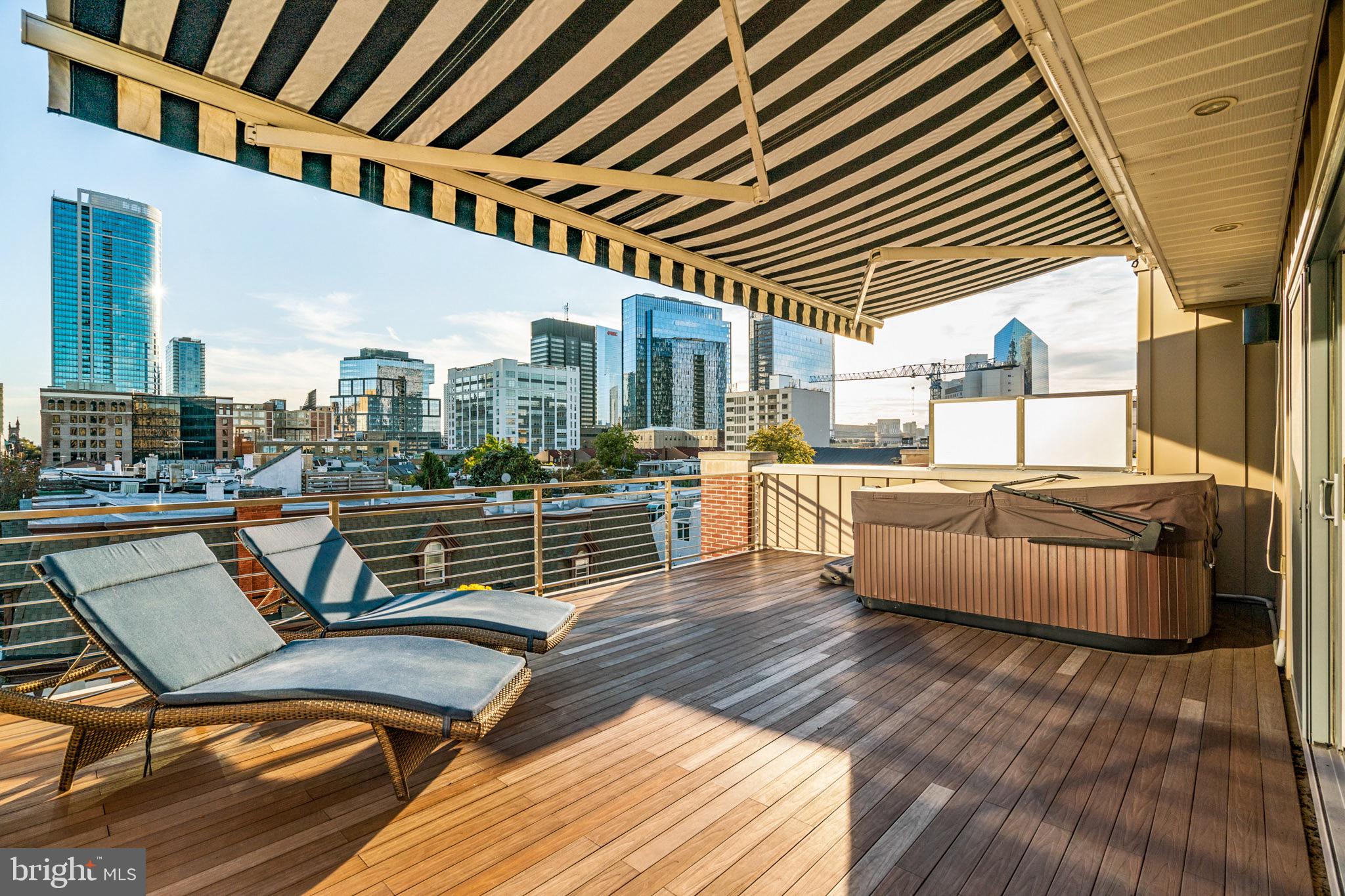 LOGAN SQUARE - Residential