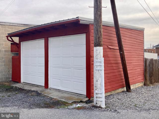 LANCASTER - Residential