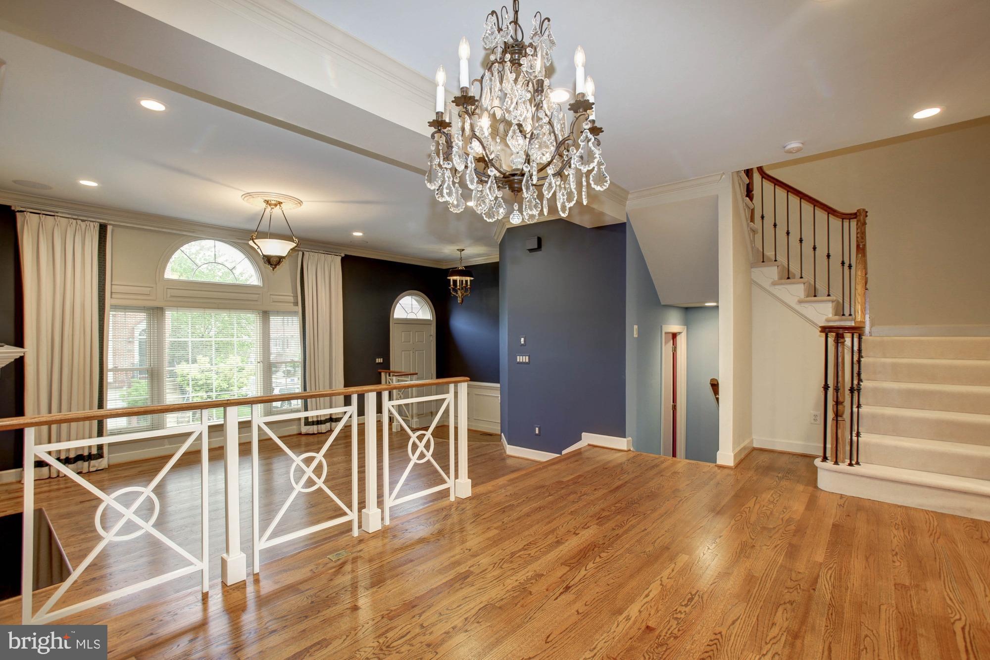 WESTWOOD TOWNS - Residential Lease