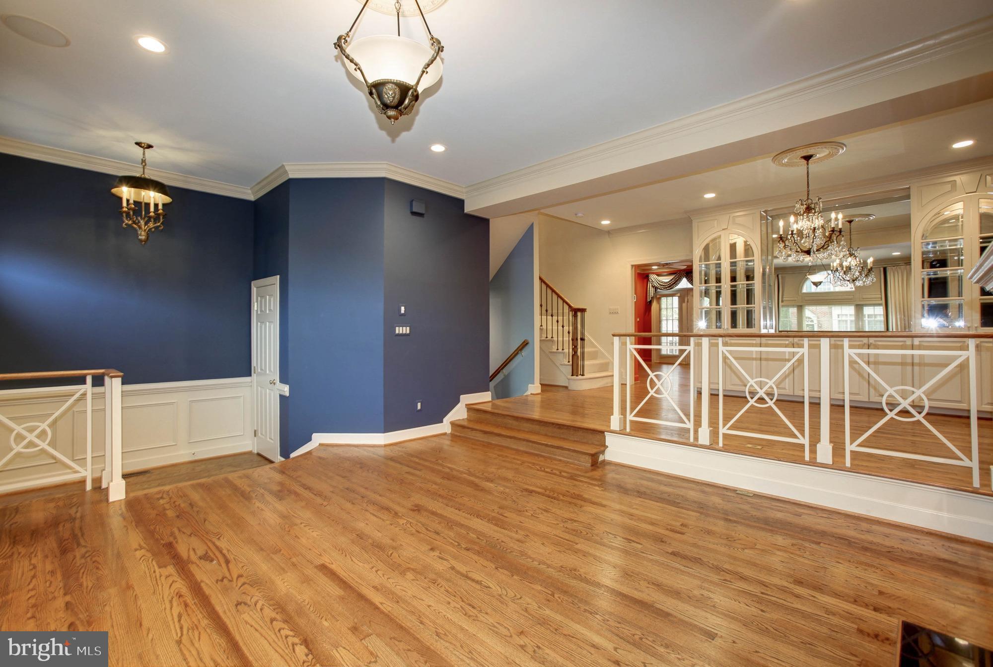 WESTWOOD TOWNS - Residential Lease