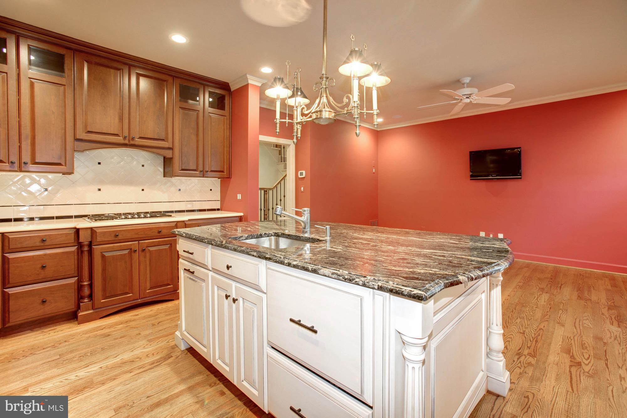 WESTWOOD TOWNS - Residential Lease