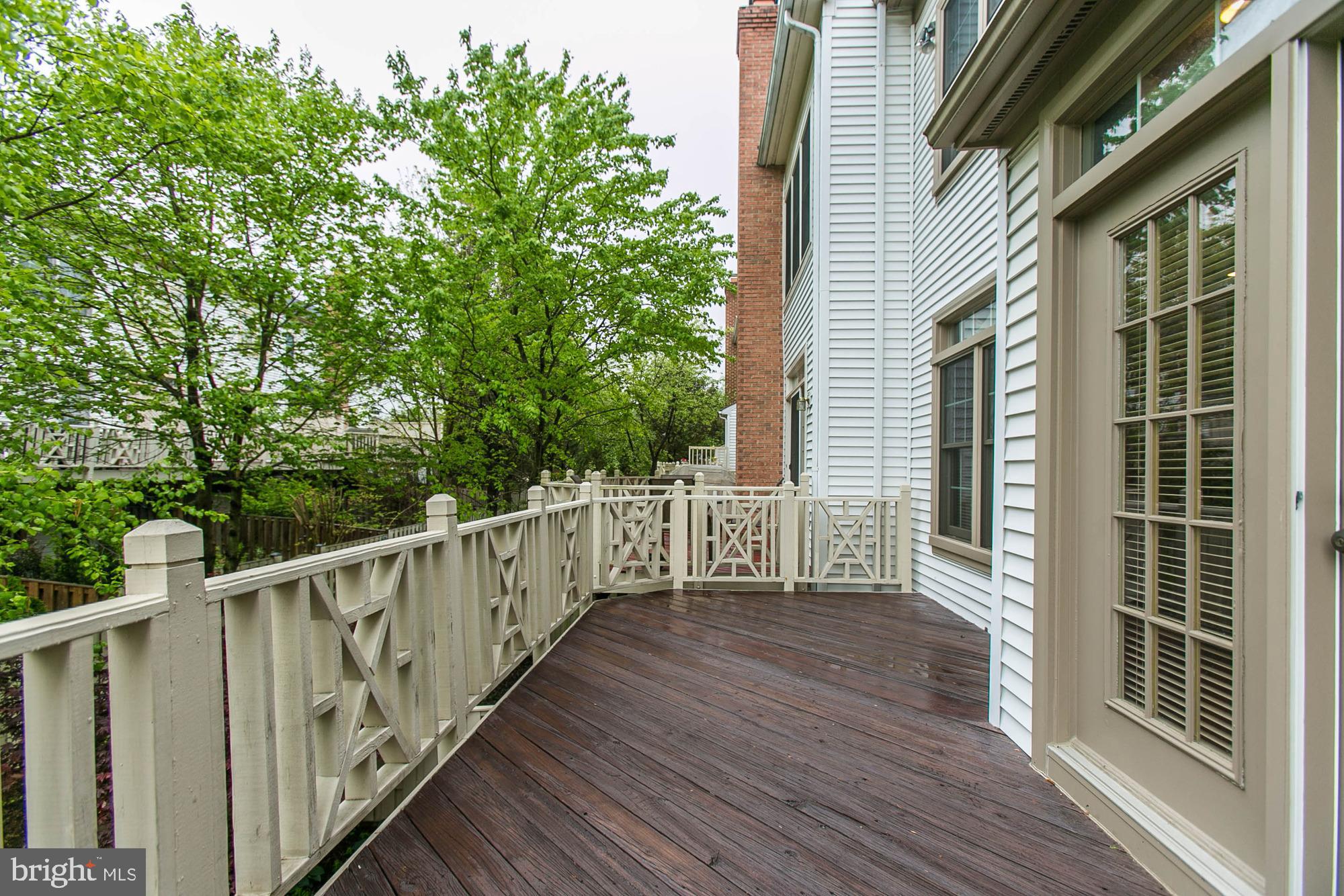 WESTWOOD TOWNS - Residential Lease