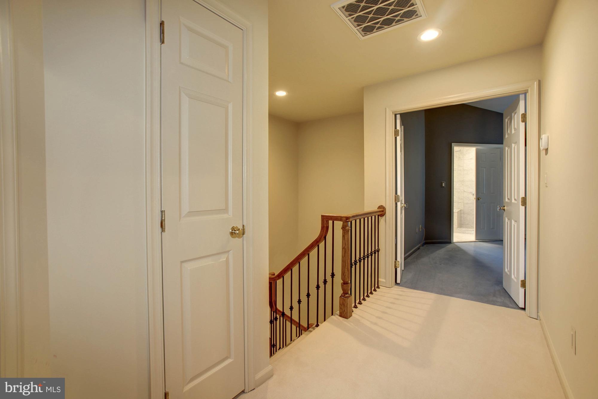 WESTWOOD TOWNS - Residential Lease