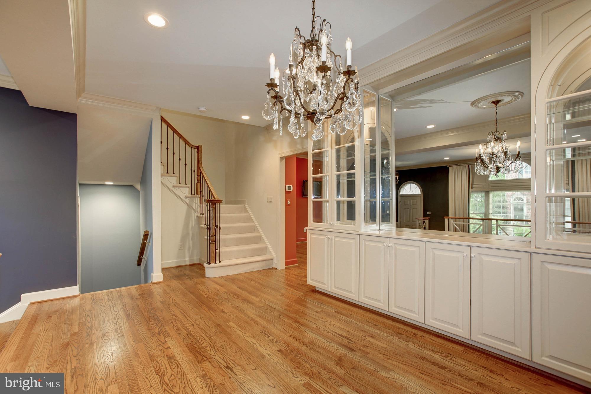 WESTWOOD TOWNS - Residential Lease