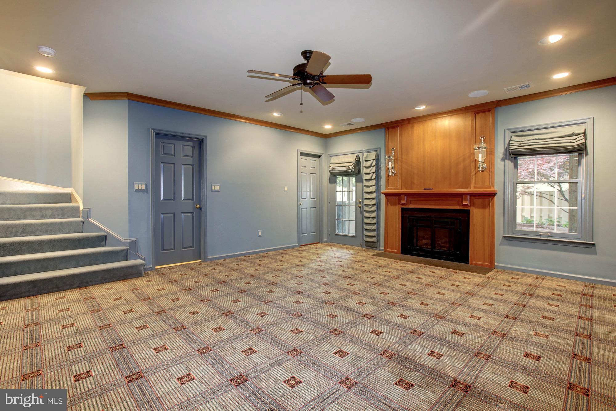 WESTWOOD TOWNS - Residential Lease