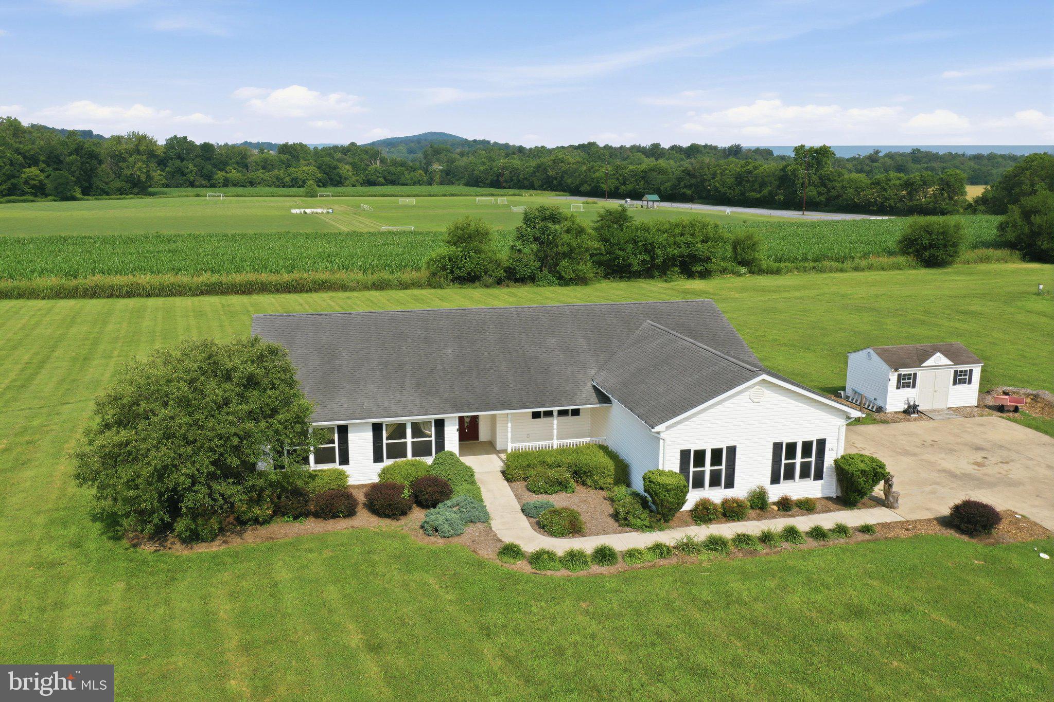 110 SUMMERS LANE