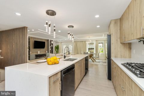 1242 CLEARFIELD CIRCLE LUTHERVILLE TIMONIUM MD 21093