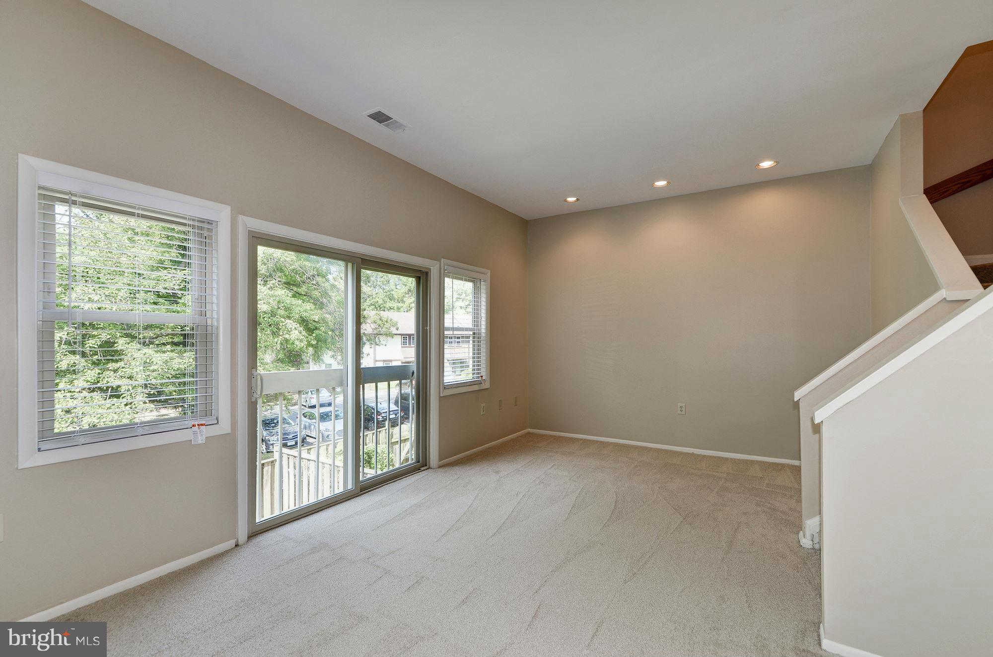 GREENFIELD FARM - Residential