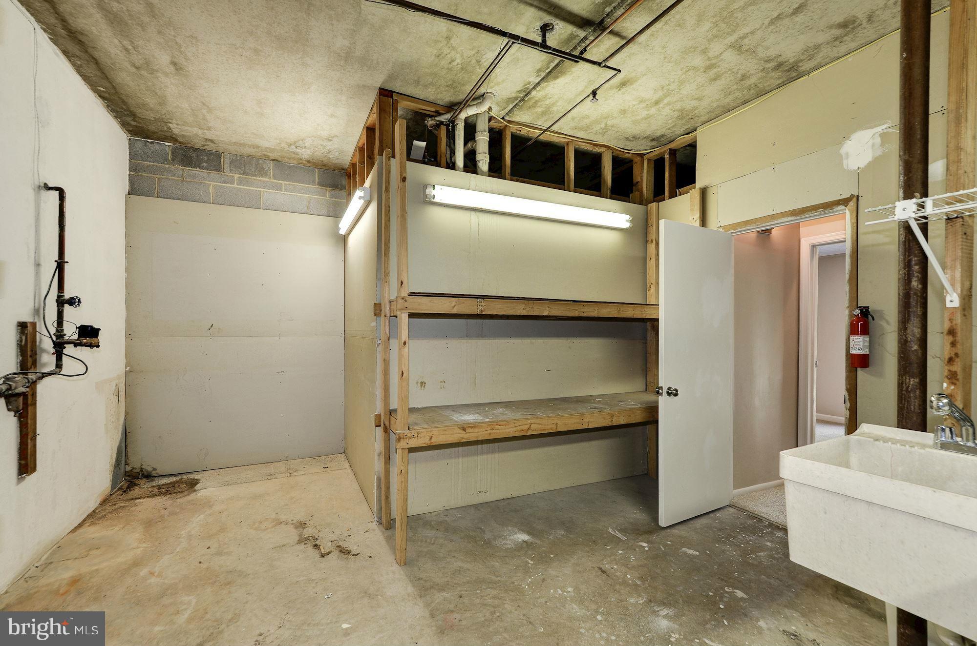 GREENFIELD FARM - Residential