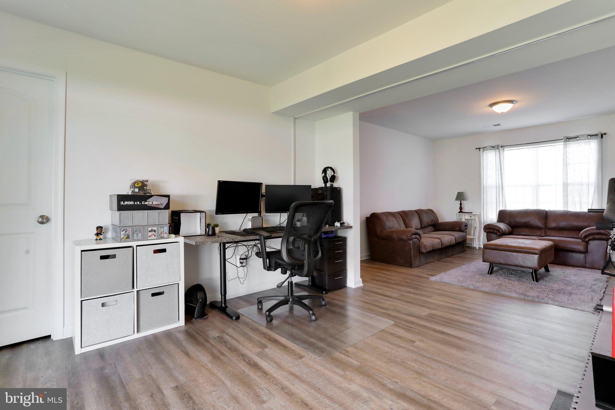 THISTLE LANDING - Residential