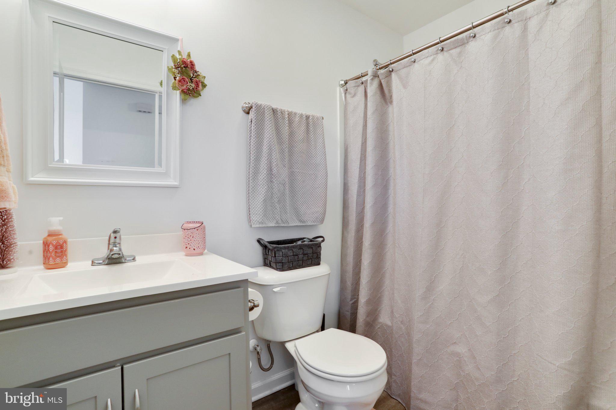 THISTLE LANDING - Residential