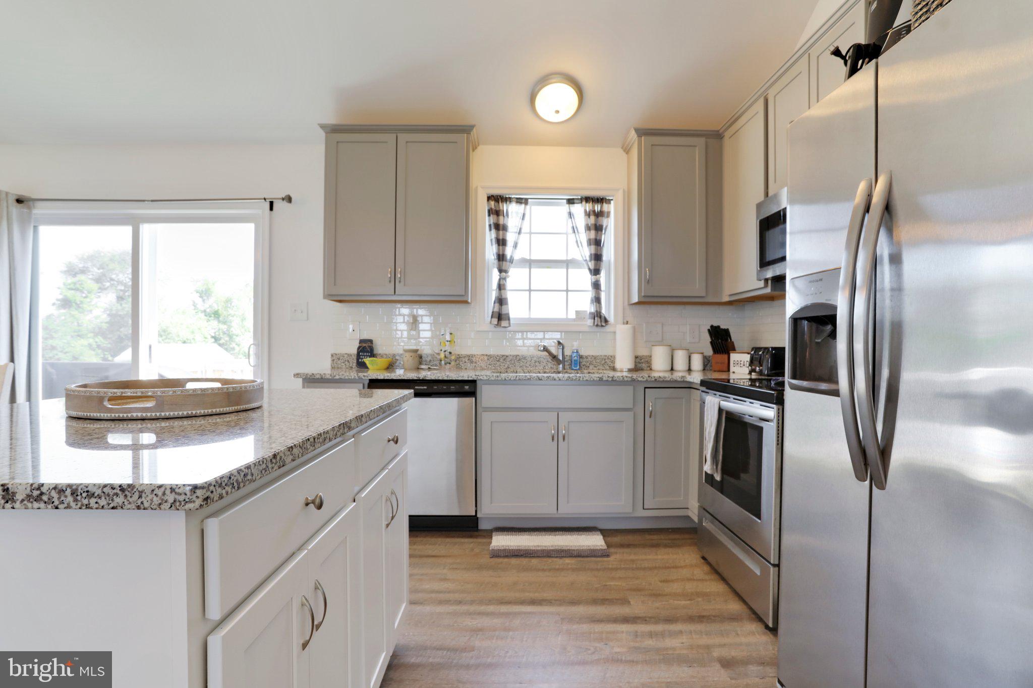 THISTLE LANDING - Residential