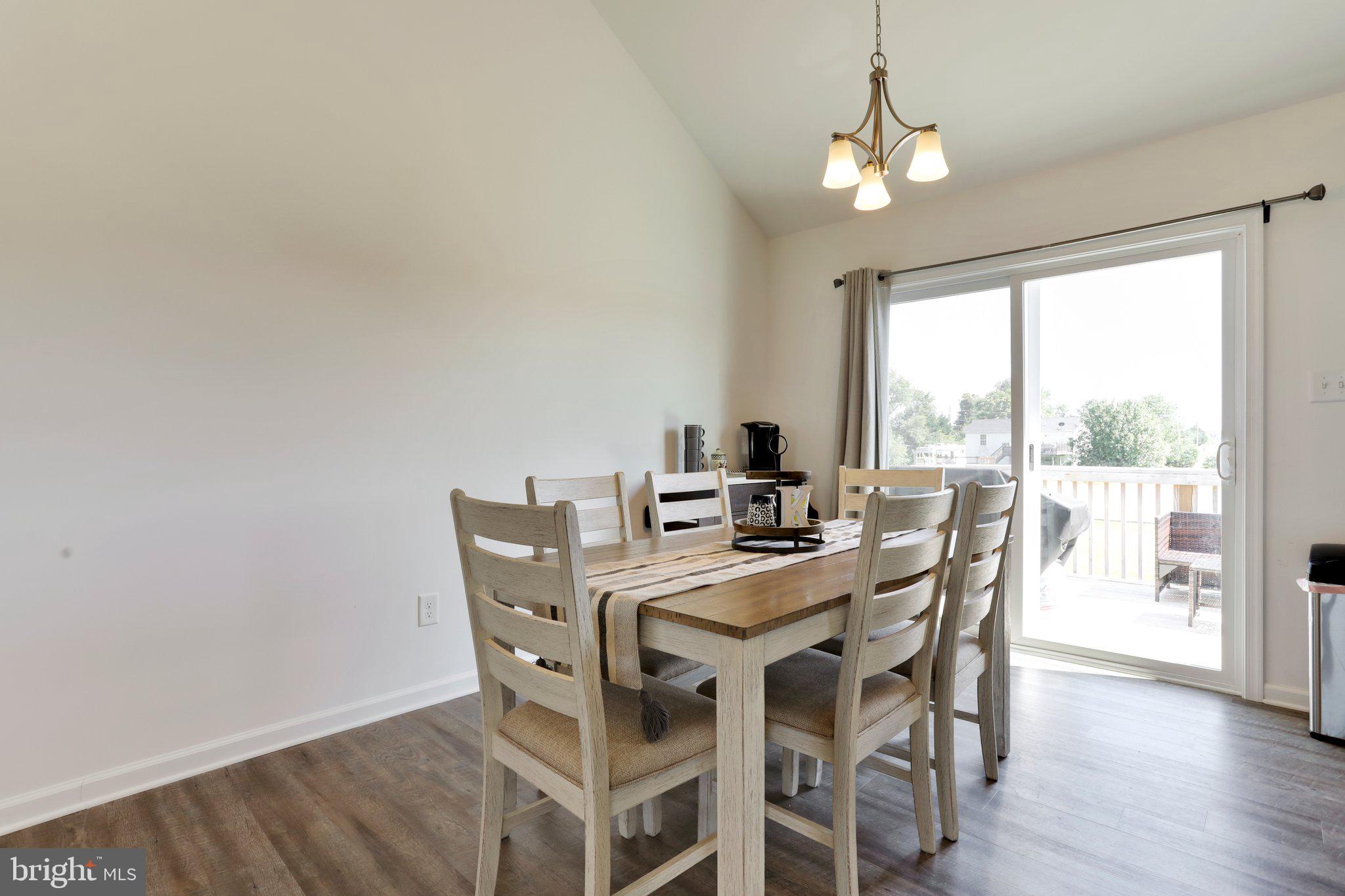 THISTLE LANDING - Residential