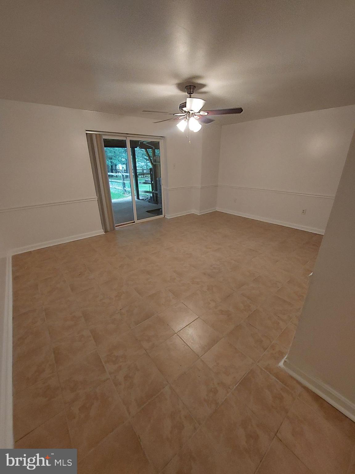 MILLS FARM - Residential Lease