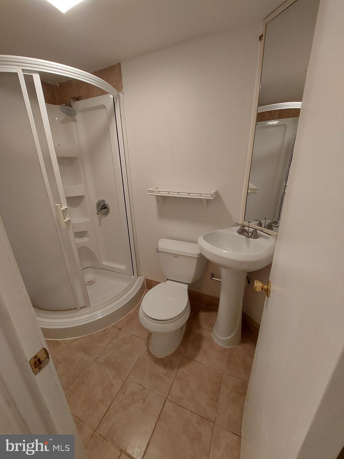 MILLS FARM - Residential Lease