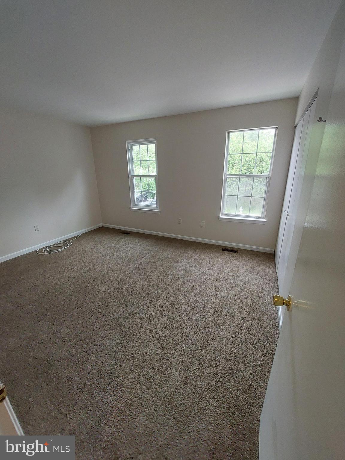 MILLS FARM - Residential Lease