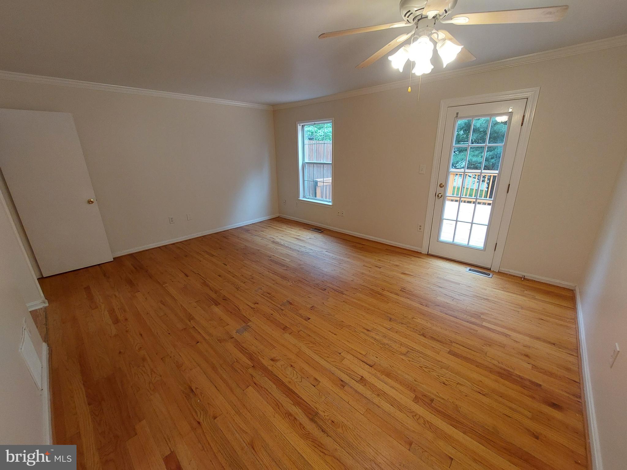 MILLS FARM - Residential Lease