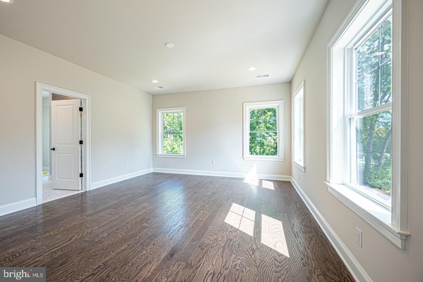 MEDIA - Residential