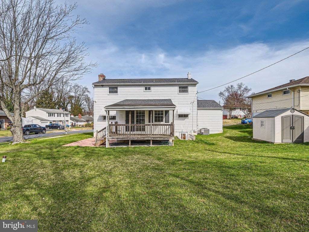 THE HIGHLANDS - Residential