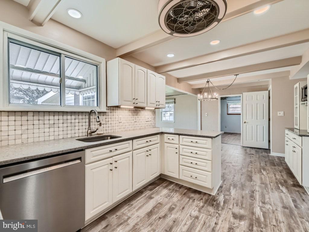 THE HIGHLANDS - Residential