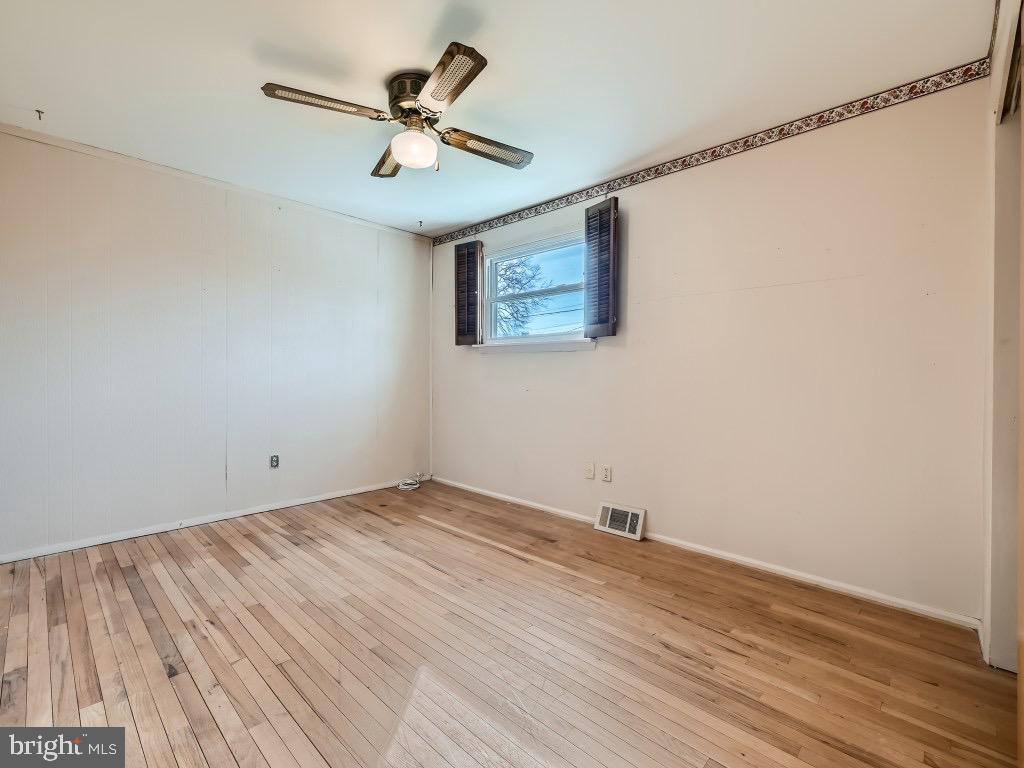 THE HIGHLANDS - Residential