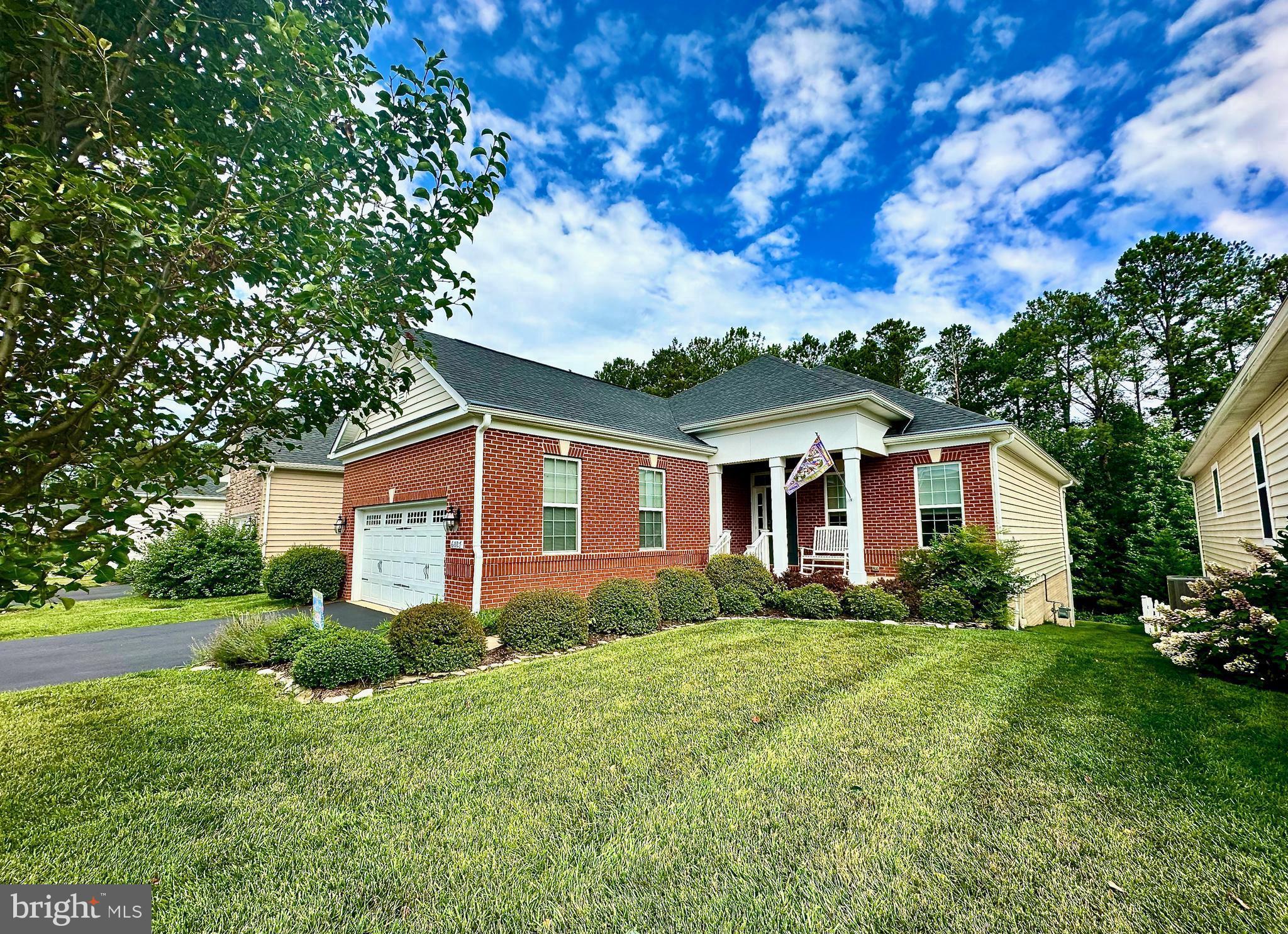 VIRGINIA HERITAGE AT LEE'S PARK - Residential