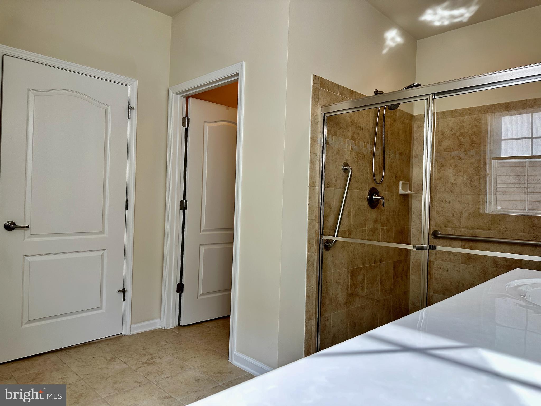 VIRGINIA HERITAGE AT LEE'S PARK - Residential