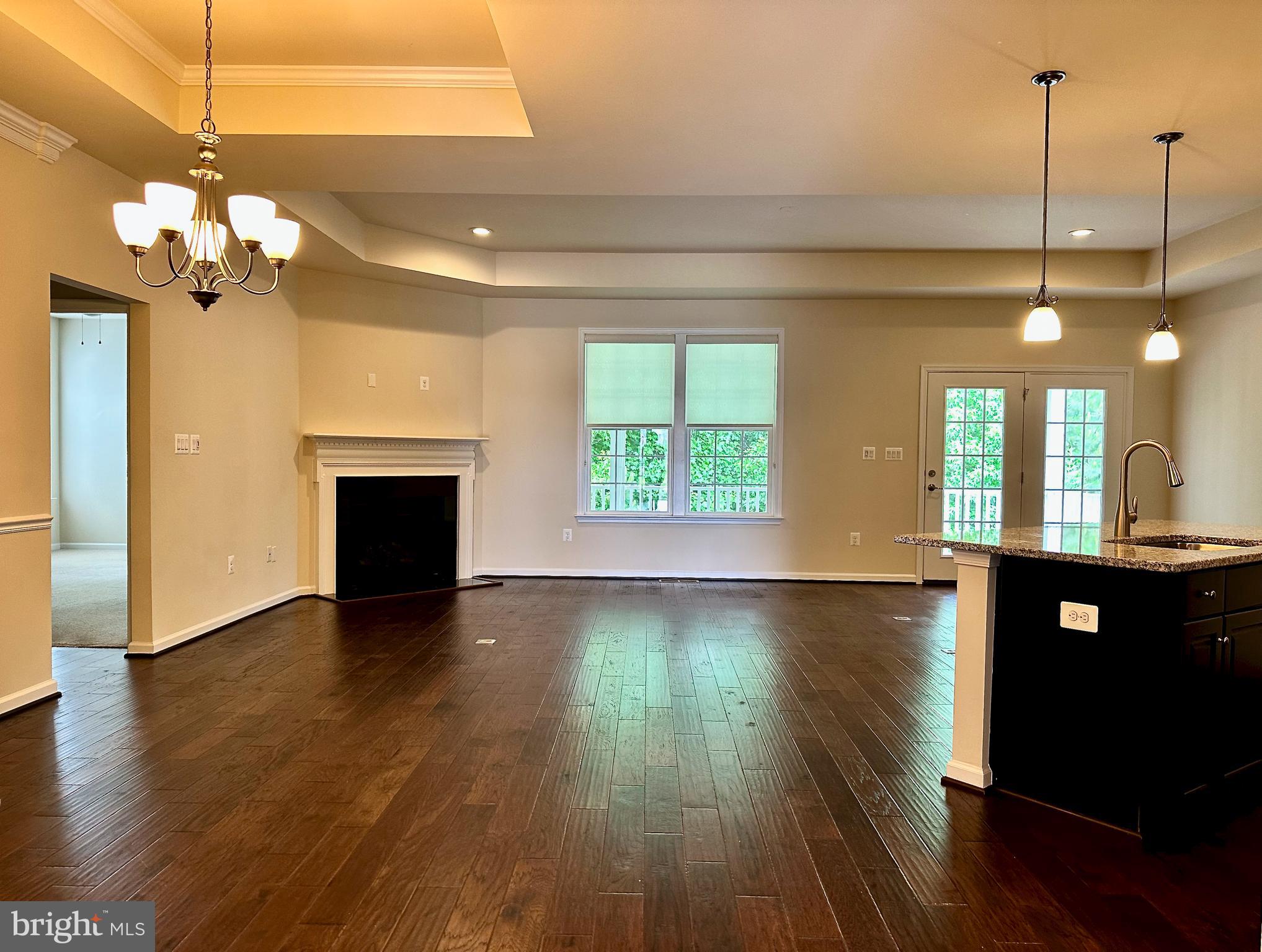 VIRGINIA HERITAGE AT LEE'S PARK - Residential