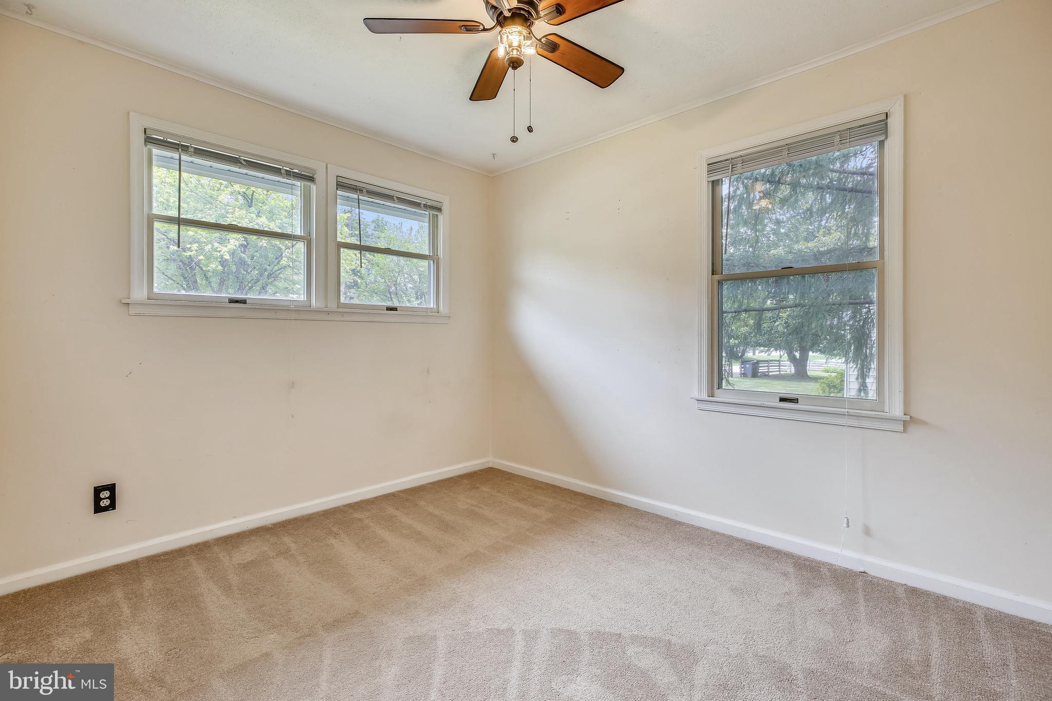 ROCKCREST - Residential