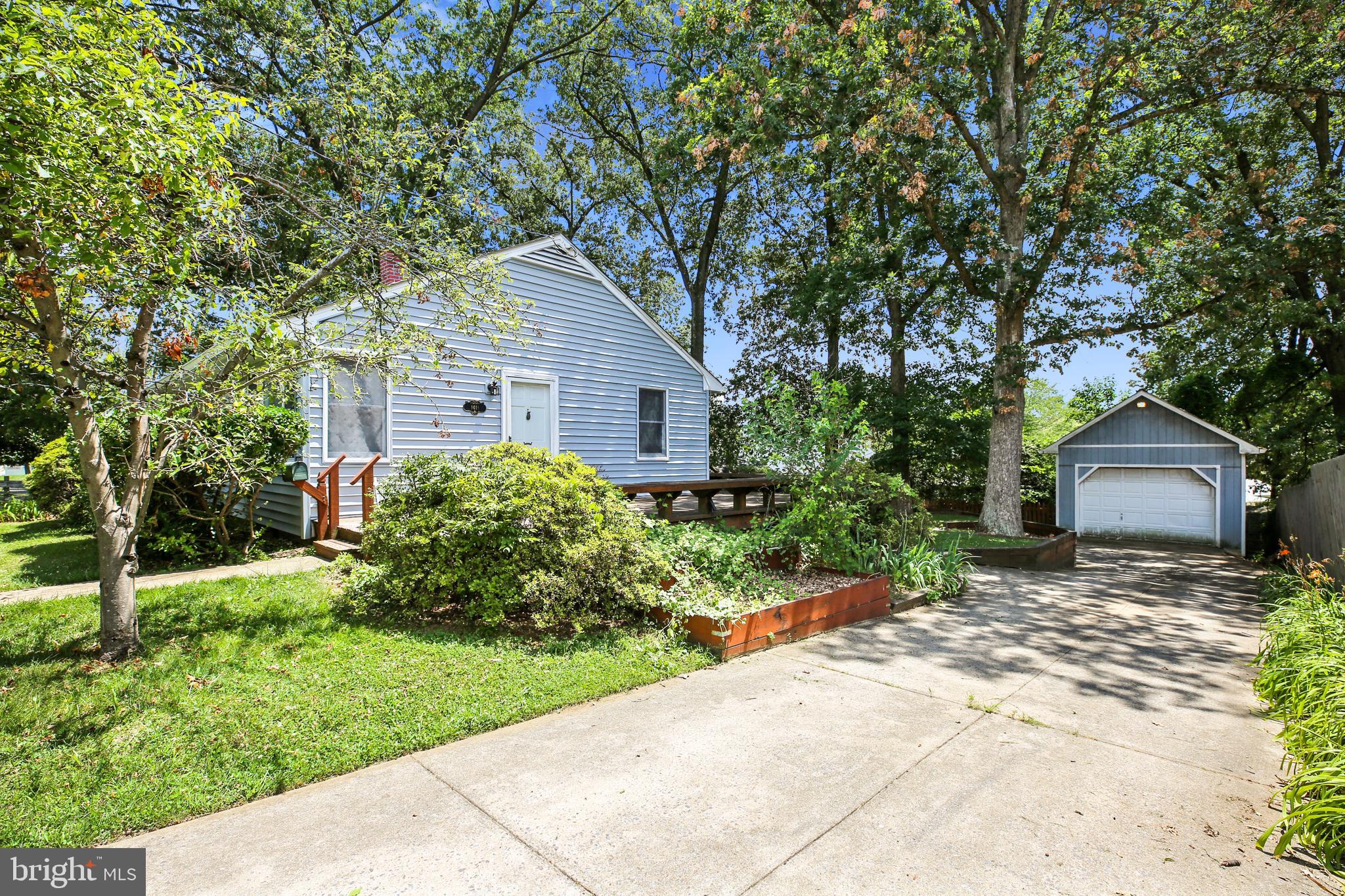 ROCKCREST - Residential