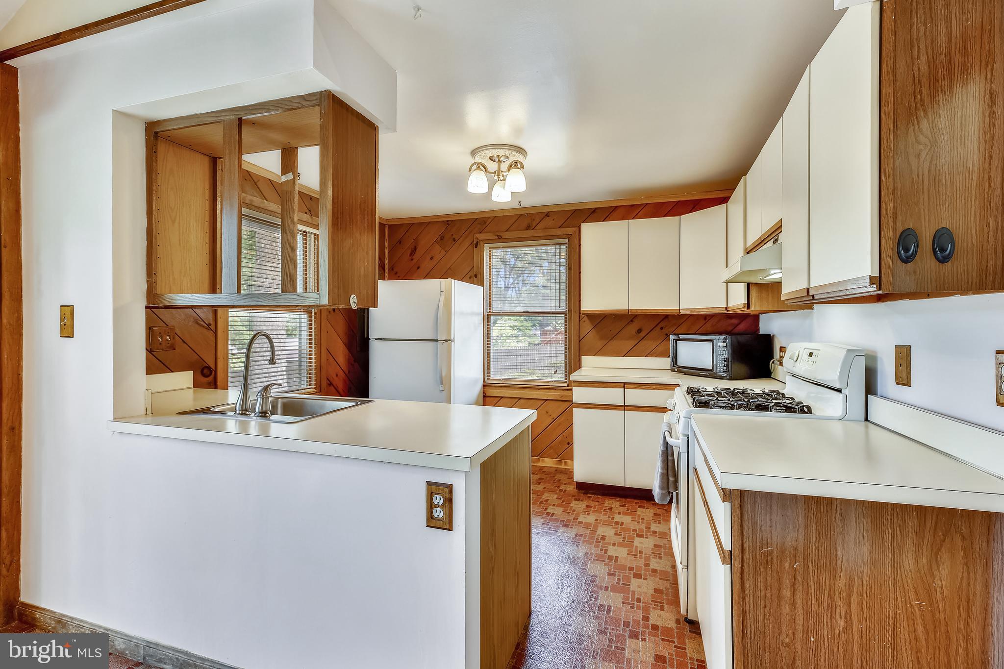 ROCKCREST - Residential