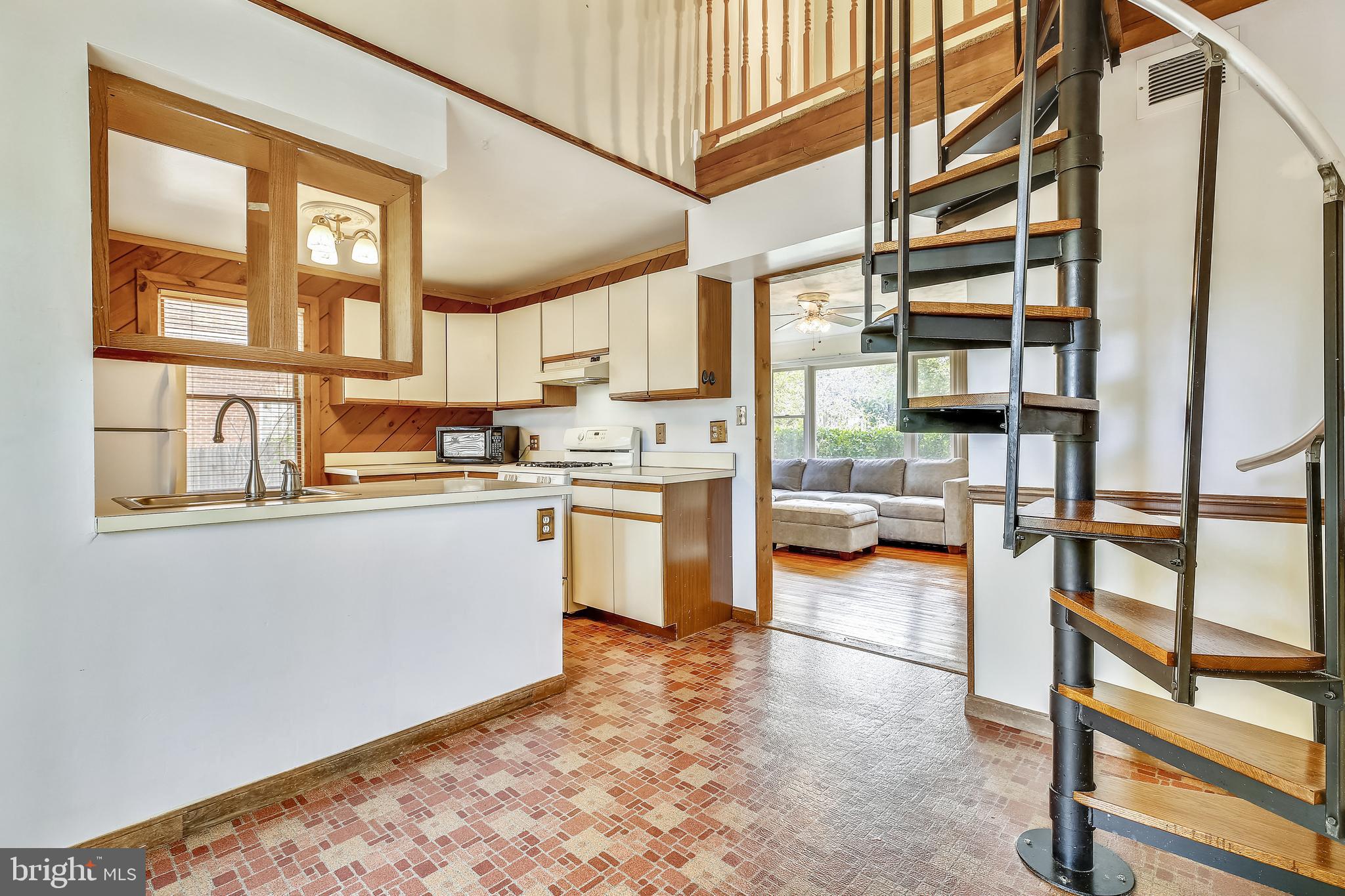 ROCKCREST - Residential