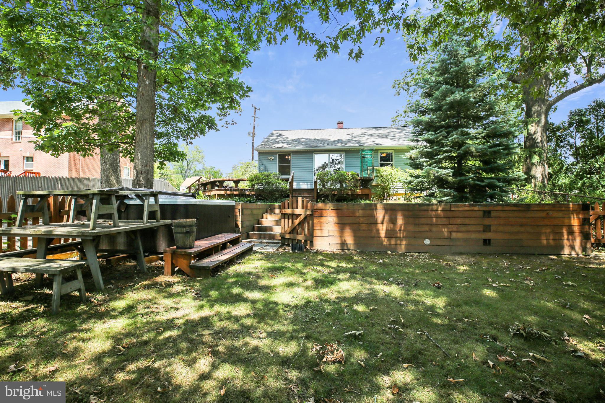 ROCKCREST - Residential