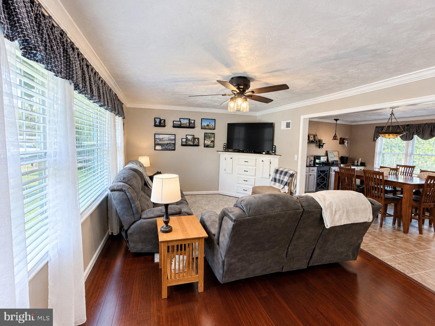 7 SHERRY DRIVE
