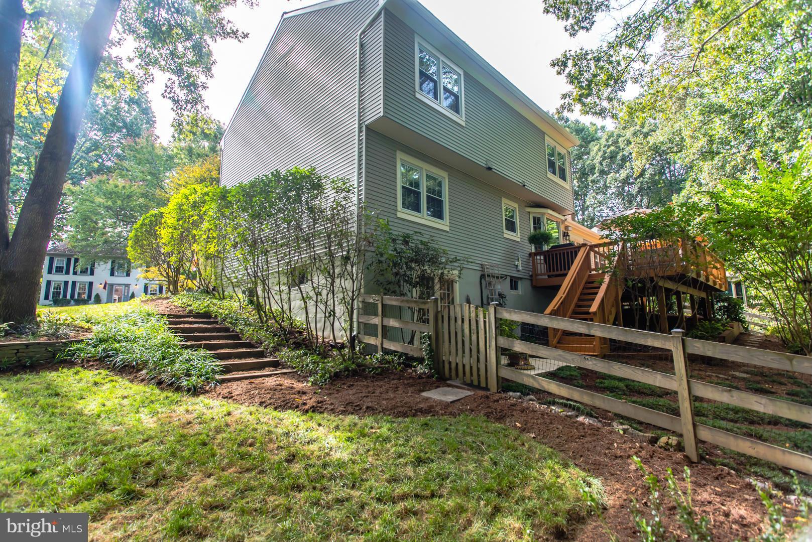 BURKE CENTRE - Residential