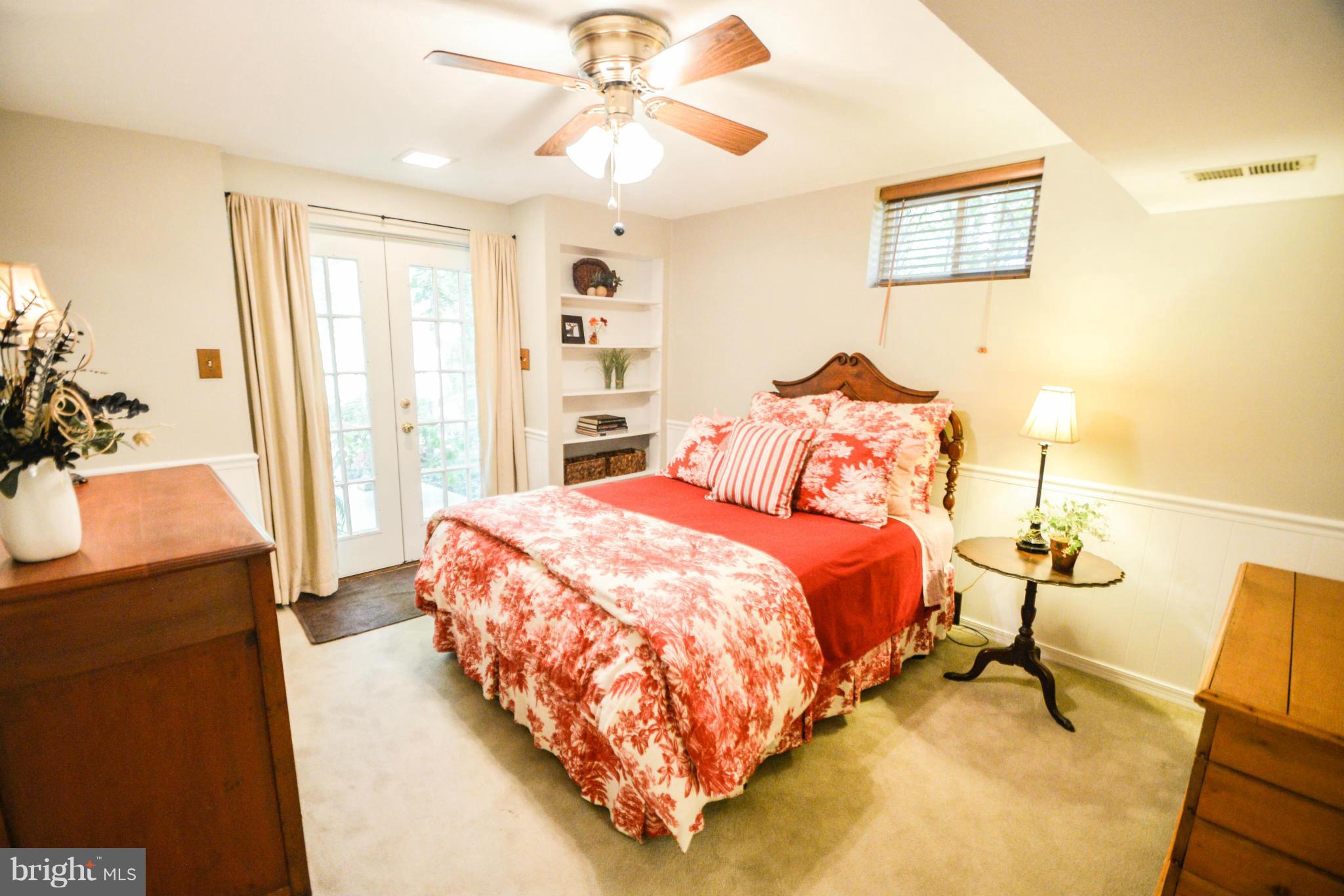 BURKE CENTRE - Residential